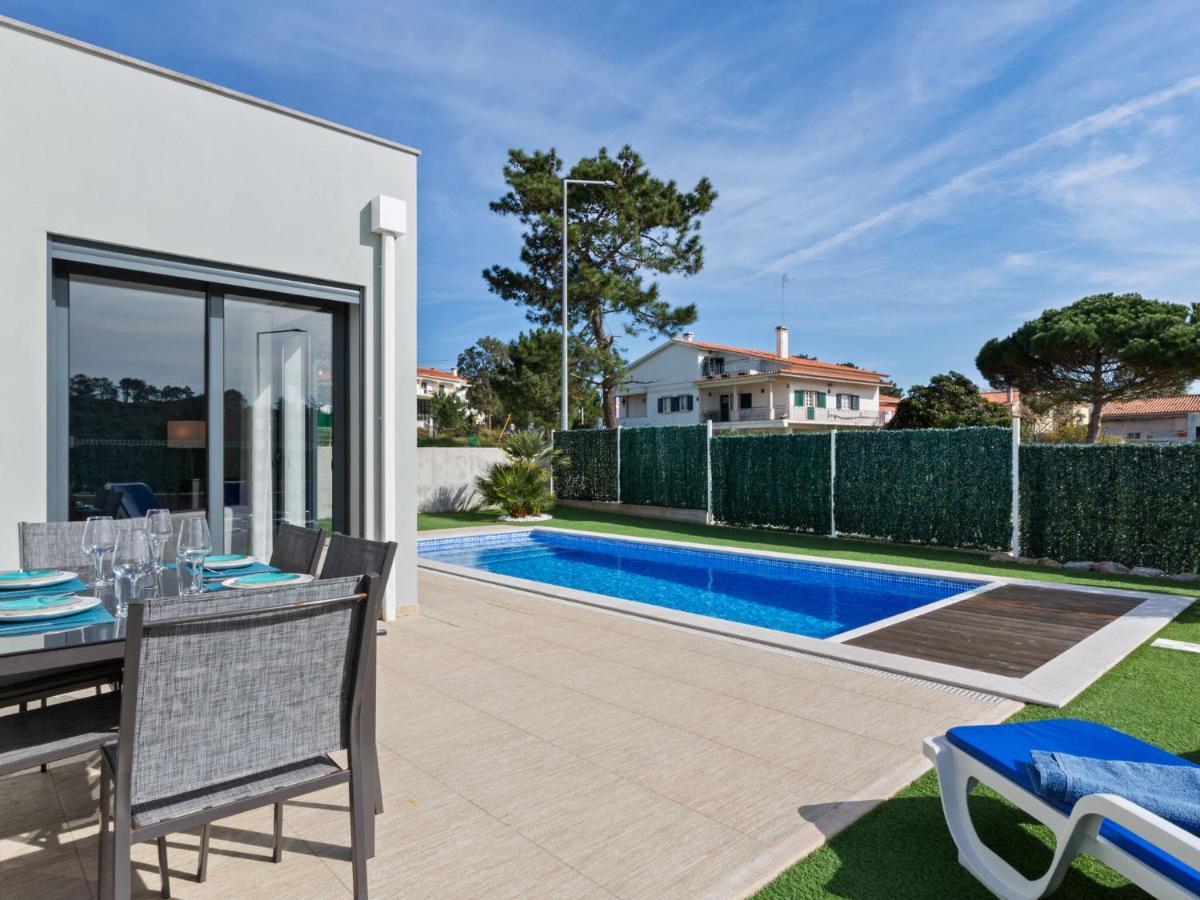 Luxury Villa With Private Pool Foz do Arelho Room photo
